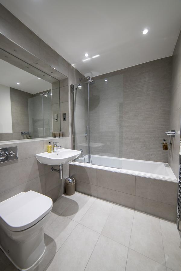 Helios Court Penthouse Serviced Apartment By Ferndale メイデンヘッド エクステリア 写真